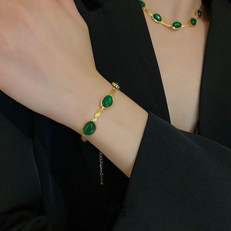 Necklace Set With Bracelet